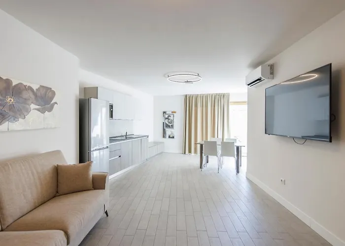 Exclusive Suites Riva