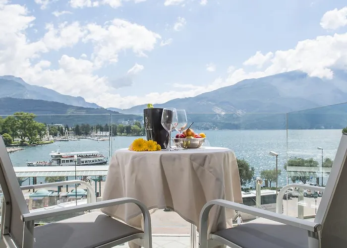 Exclusive Suites Riva