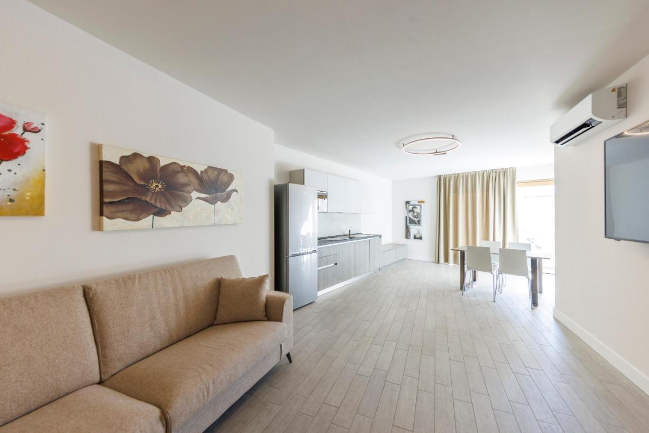 Apartment Exclusive
